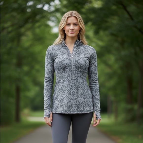Athleta Tops - Athleta Gray Black Patterned Long Sleeve Top